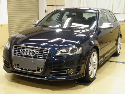 アウディ S3 Sportback 