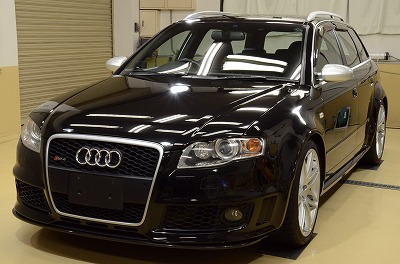 アウディ ＲＳ４アバント