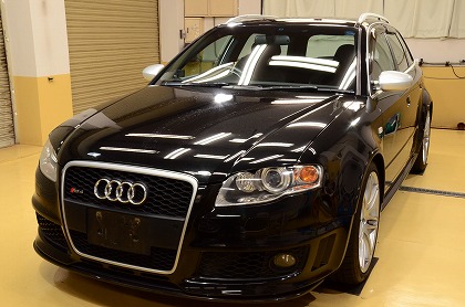 アウディ ＲＳ４アバント