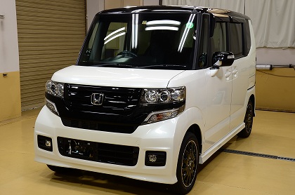 ホンダ Ｎ ＢＯＸカスタム イケタニ美車工房