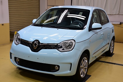 ルノー トゥインゴTCe90 /セラミックコーティング